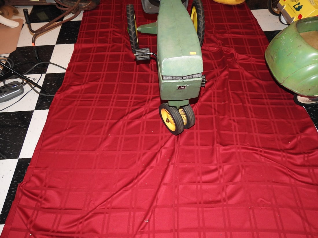 Vintage John Deere Pedal Tractor - 2