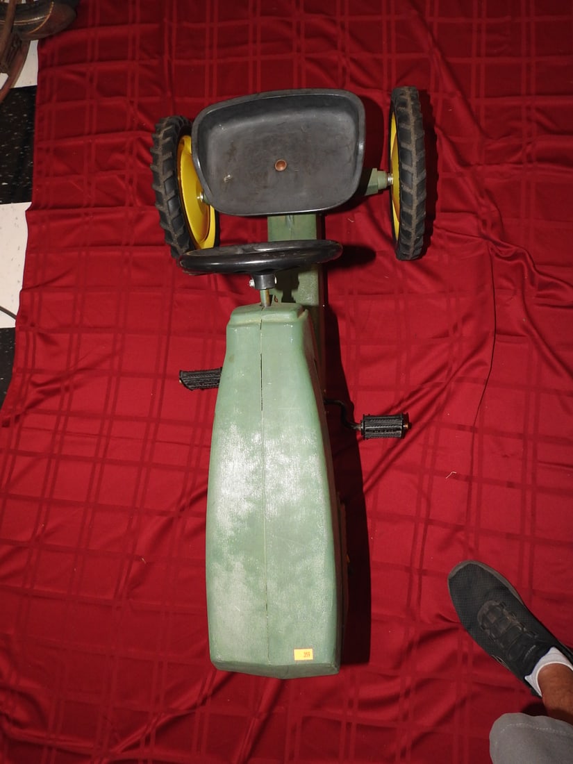 Vintage John Deere Pedal Tractor - 4