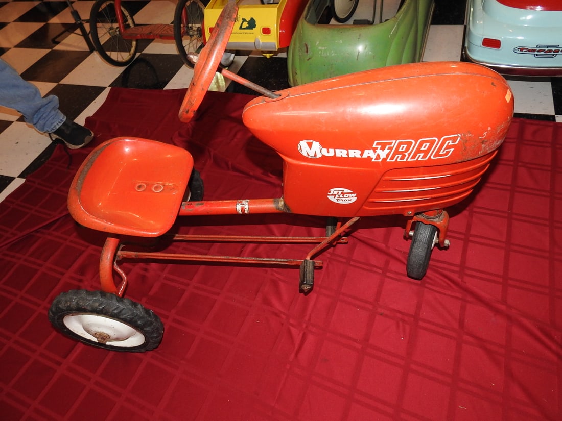 Murray Trac Jet Flow Drive Pedal Tractor (1 of 7)