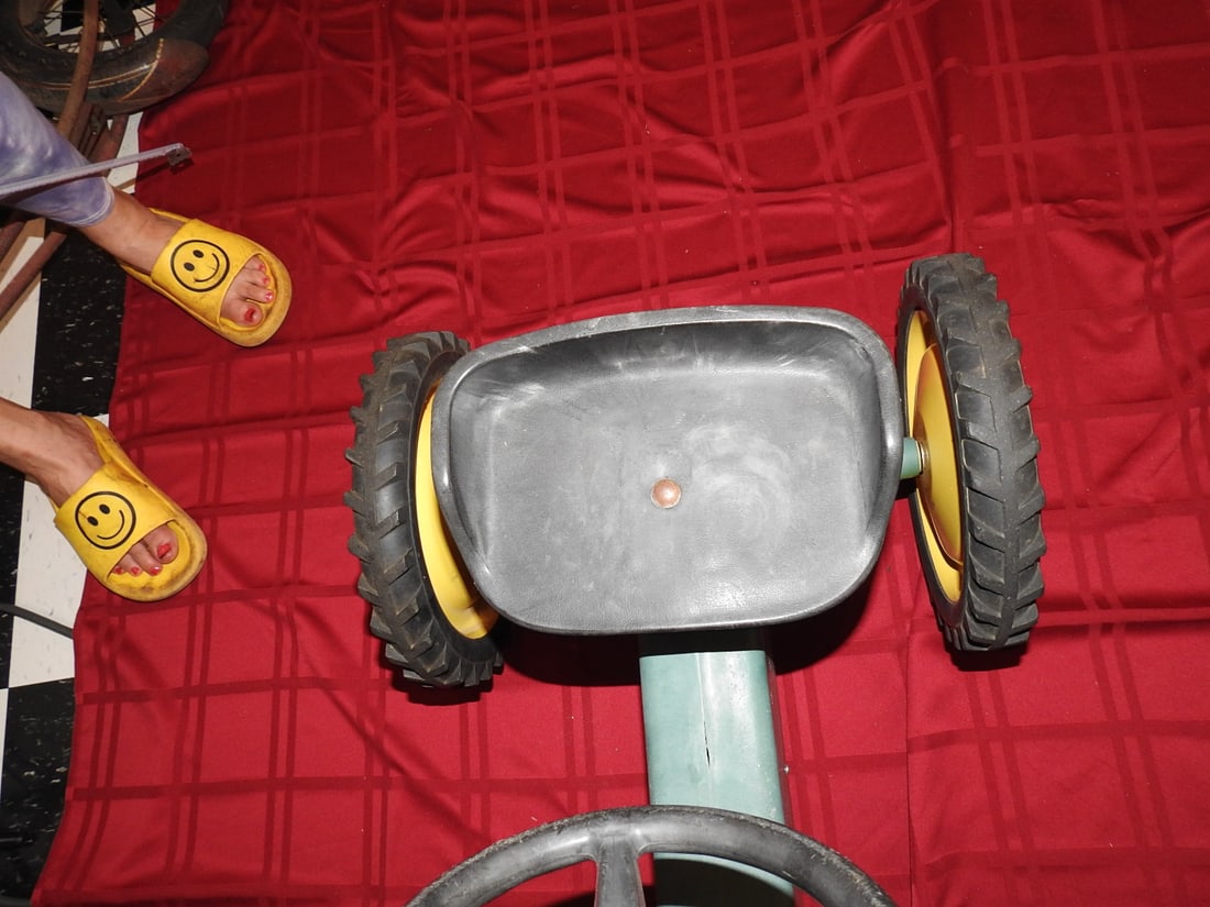 Vintage John Deere Pedal Tractor - 5