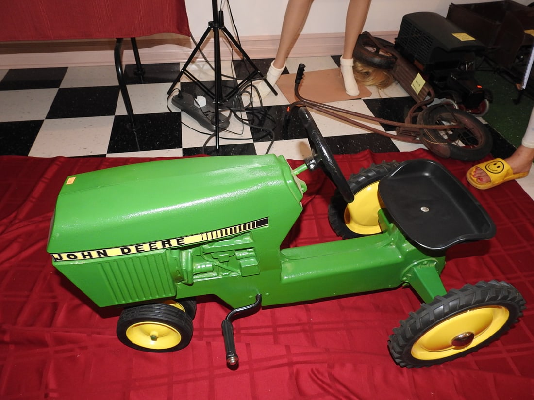 Standard John Deere Pedal Tractor - 3