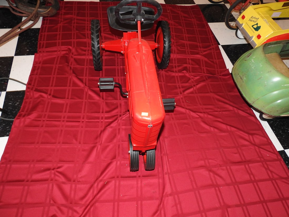 Reproduced McCormick Farmall Super M Pedal Tractor - 2