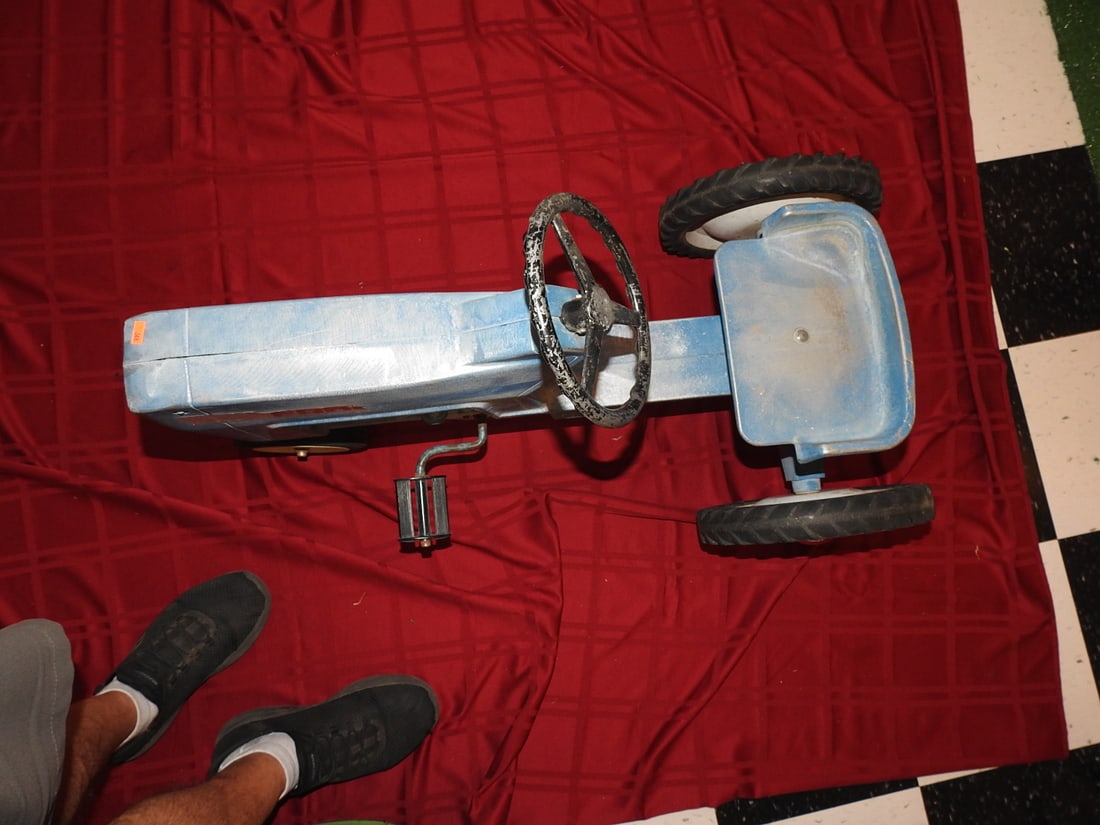 Ford 8000 Pedal Tractor - 4