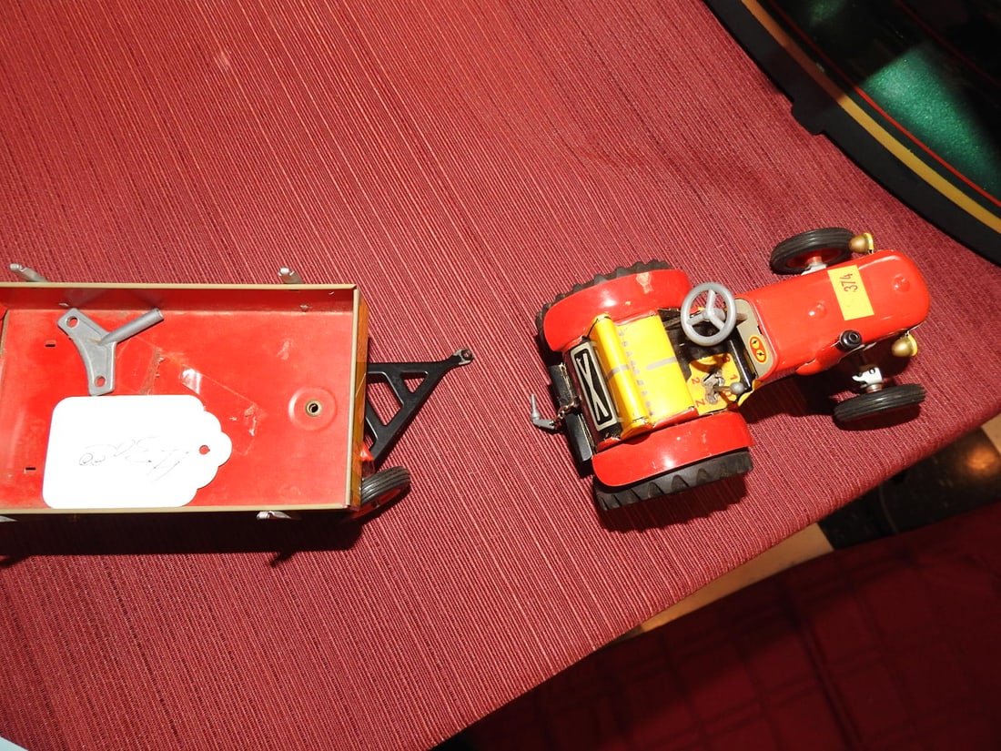 Vintage Wind-Up Tin Tractor with Trailer - 4