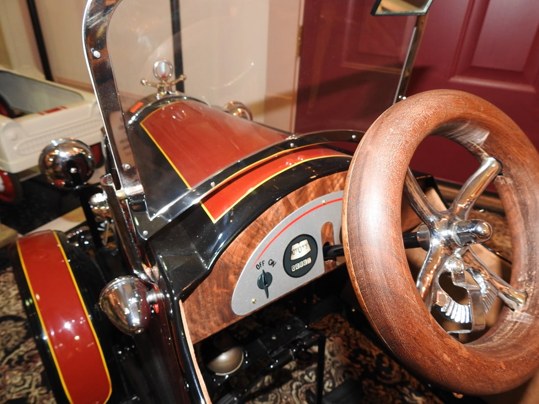 Restored 1929 Packard American National Pedal Car - 15