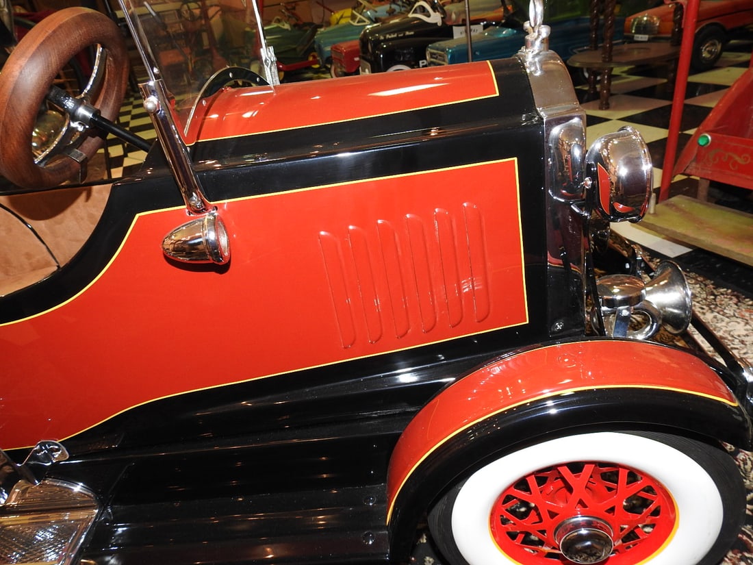 Restored 1929 Packard American National Pedal Car - 8