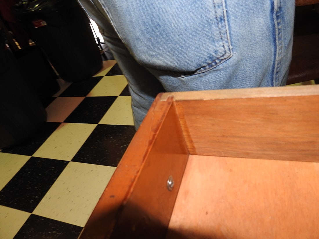 Antique Oak Entry Desk - 7