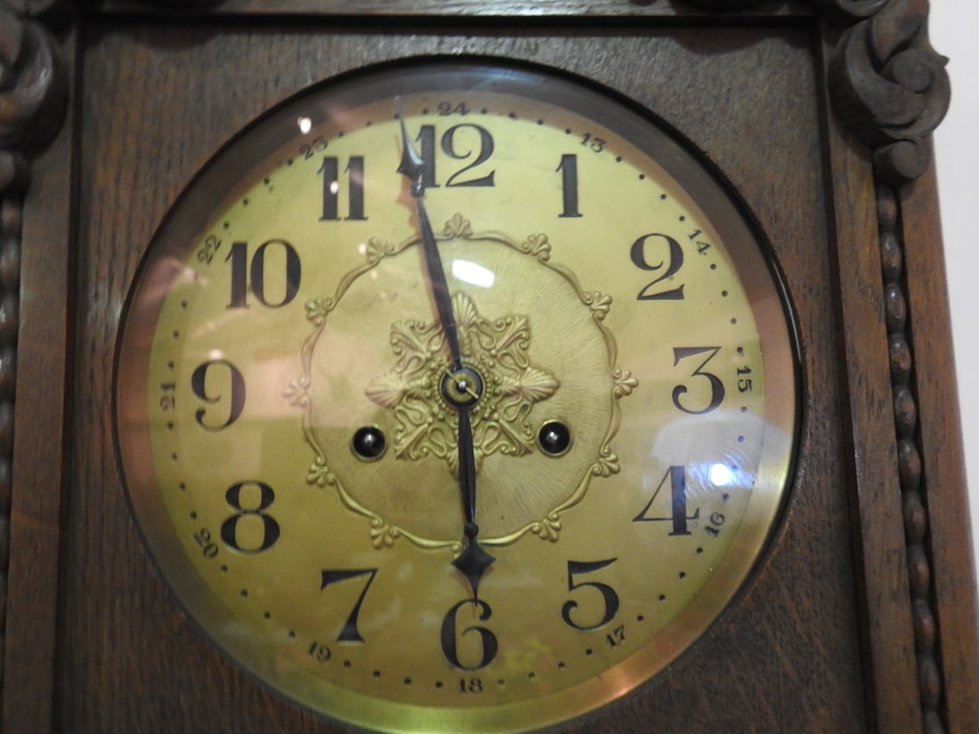 German Wall Clock with Cut Glass - 3