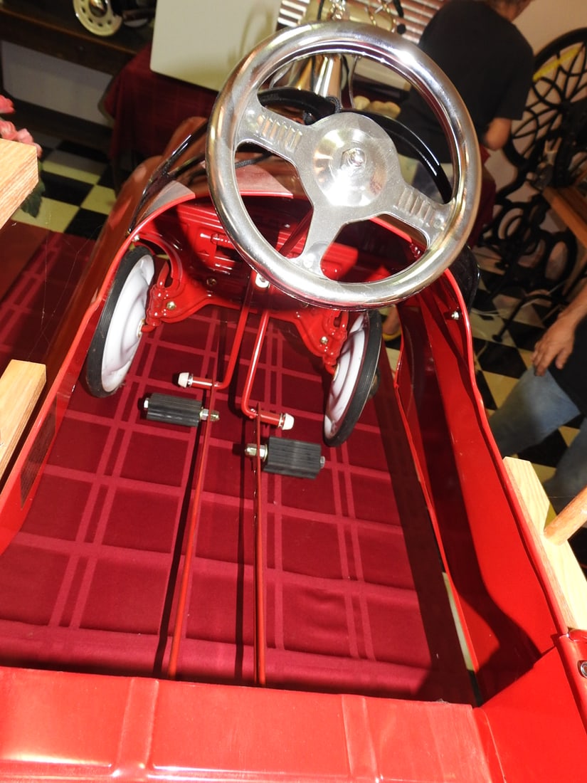 New Burns Novelty Fire Dept Jet Flow Drive Pedal Car - 7