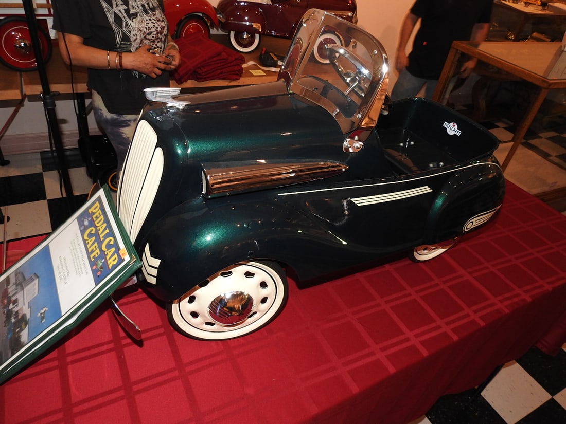 Restored 1935 Steelcraft Chevrolet Pedal Car - 6