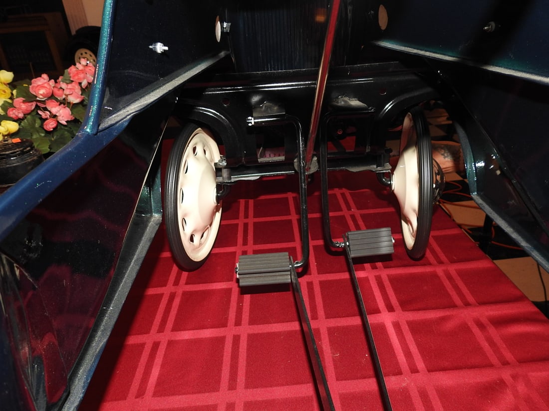 Restored 1935 Steelcraft Chevrolet Pedal Car - 9