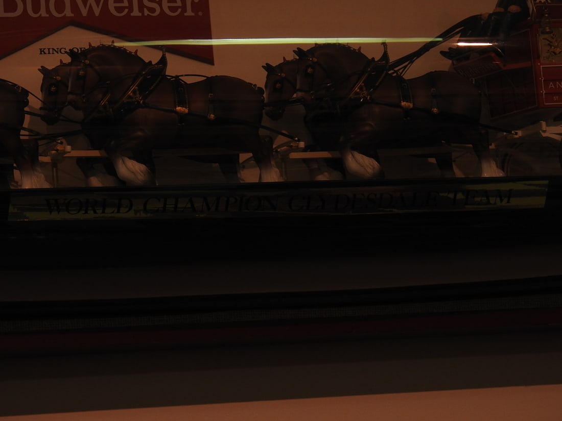 Vintage Budweiser Clydesdale Team Lighted Display - 10