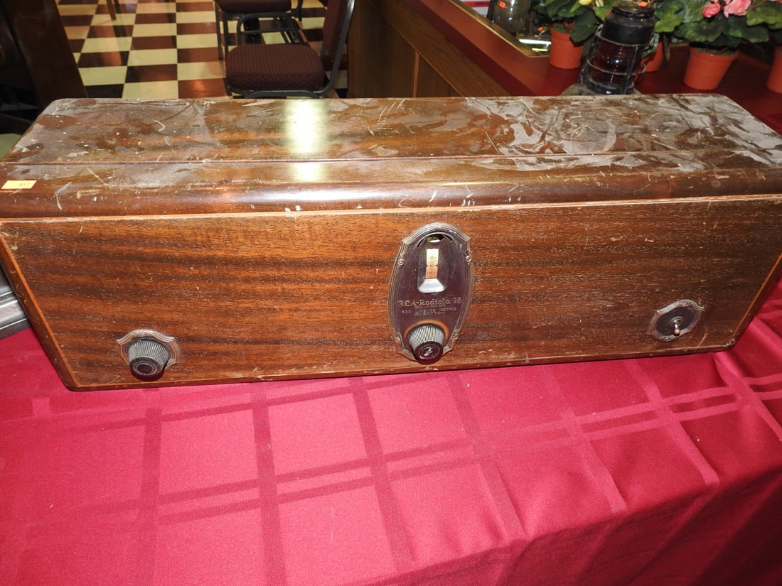 1928 RCA Radio with Speaker (1 of 18)