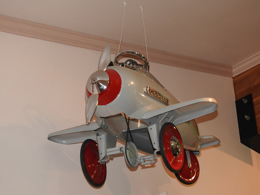 Restored 1930s Murray Pursuit Pedal Plane - 3