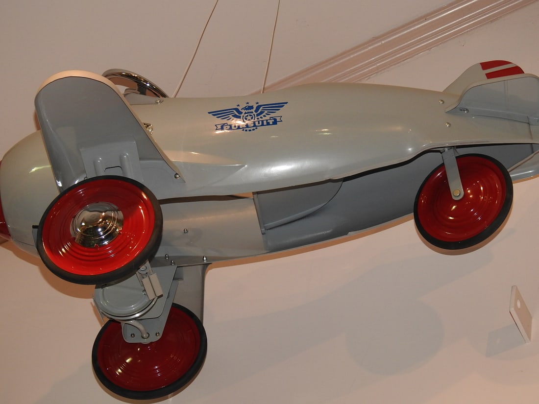 Restored 1930s Murray Pursuit Pedal Plane - 4