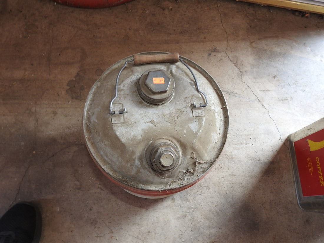 Vintage Phillips 66 Metal Oil Can - 2
