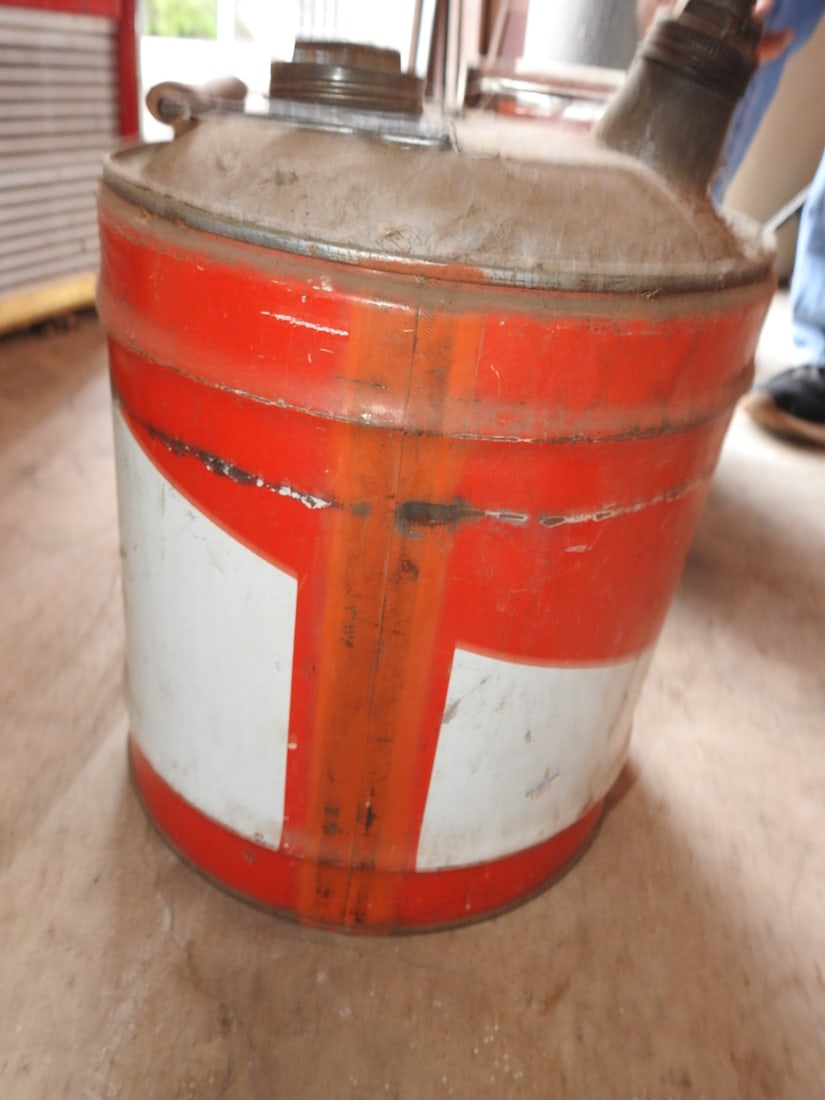 Vintage Phillips 66 Metal Oil Can - 3