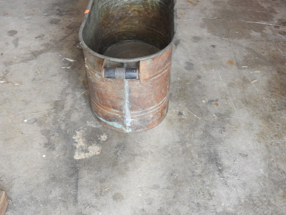 Vintage Deluxe Copper Wash Tub - 6