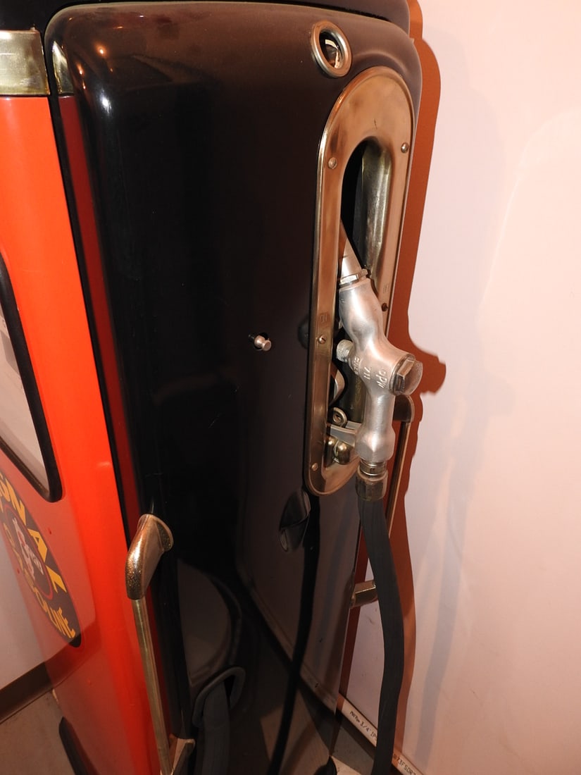 Early 1940s Tokheim Signal Gas Pump - 6