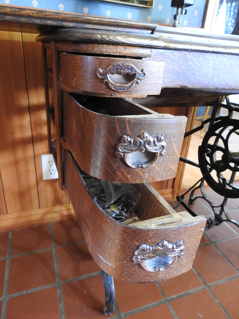Mason Rotary Antique Treadle Sewing Machine - 6