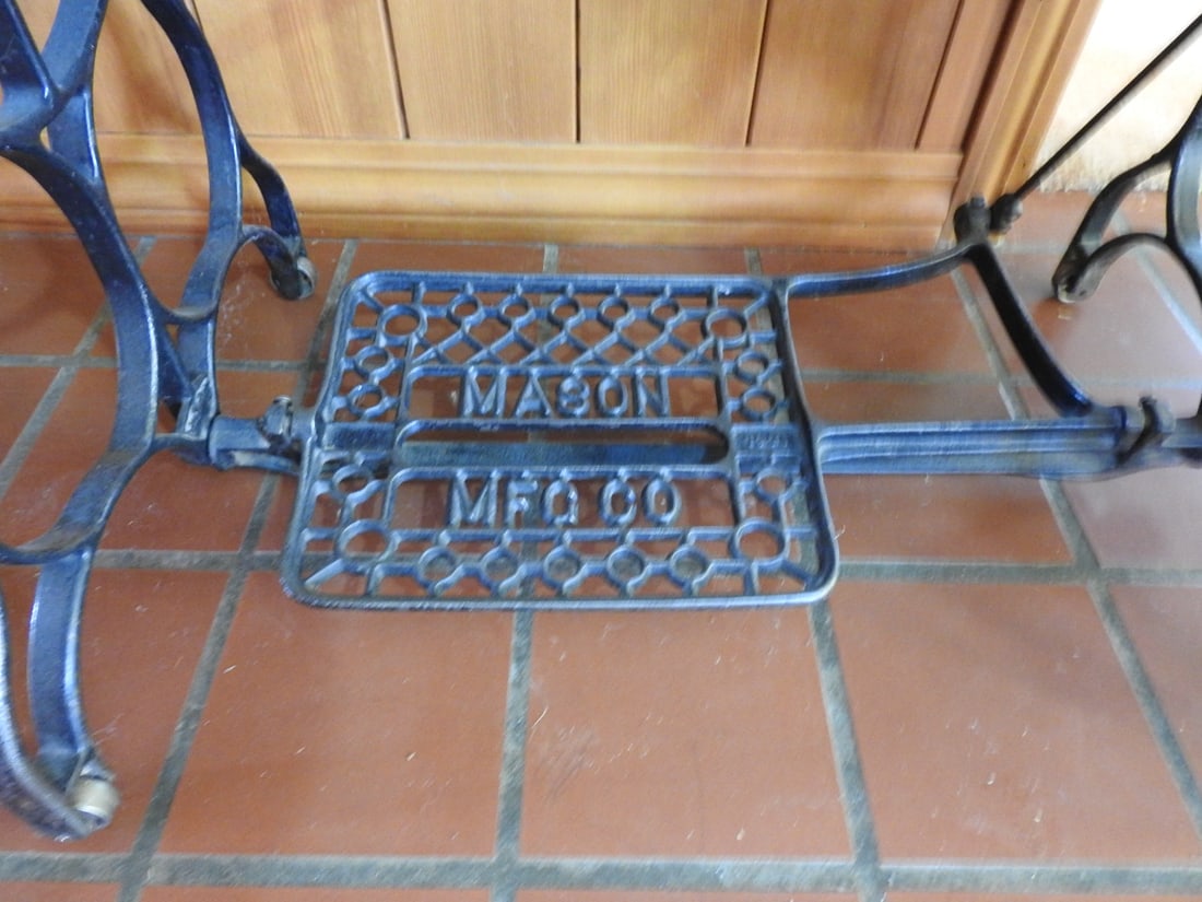 Mason Rotary Antique Treadle Sewing Machine - 8