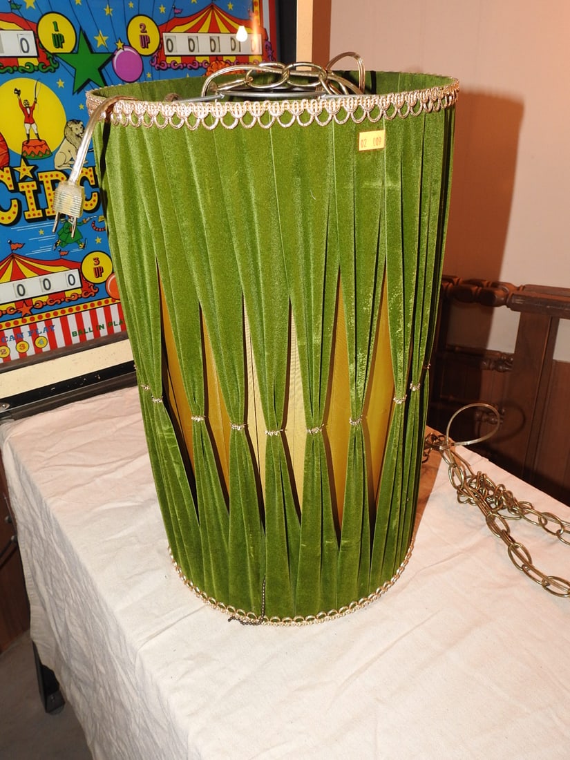 Vintage 1970s Green Velvet Hanging Lamp - 2