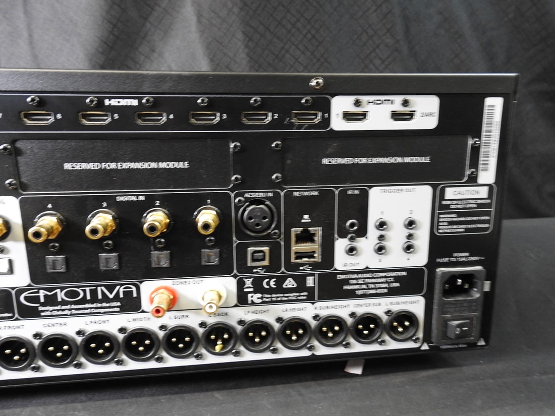 Emotiva RMC-1 Processor - 8