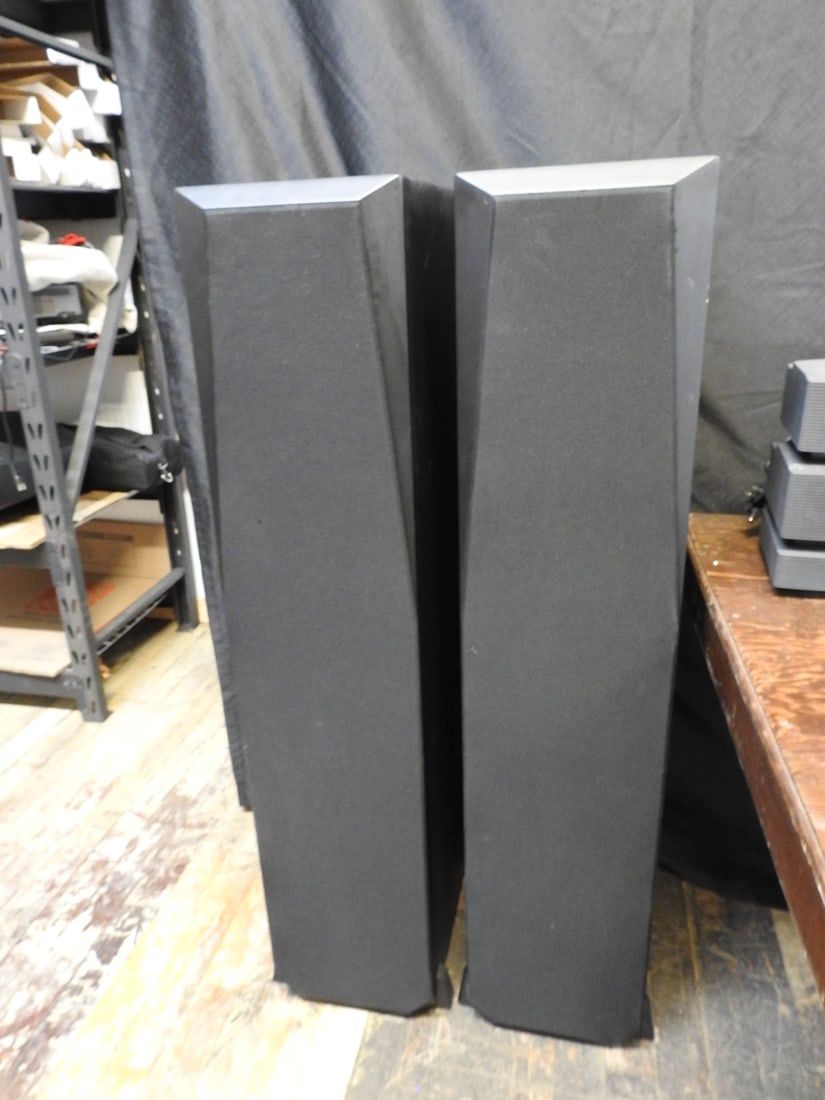 Emotiva Airmotiv Speaker Set of 5 - 10