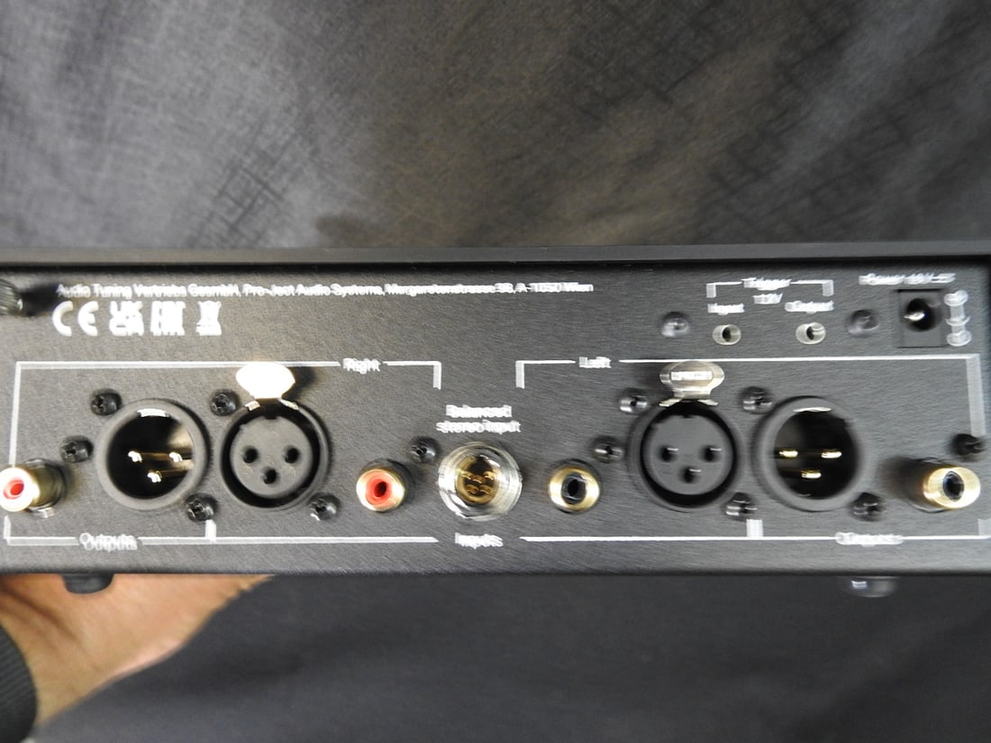 Pro-Ject Tube Box DS3 B Phono Preamp - 4