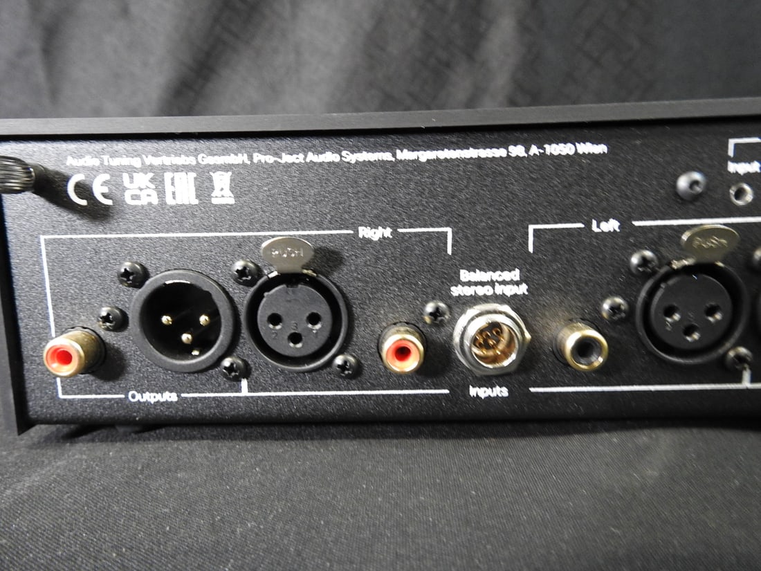 Pro-Ject Tube Box DS3 B Phono Preamp - 6