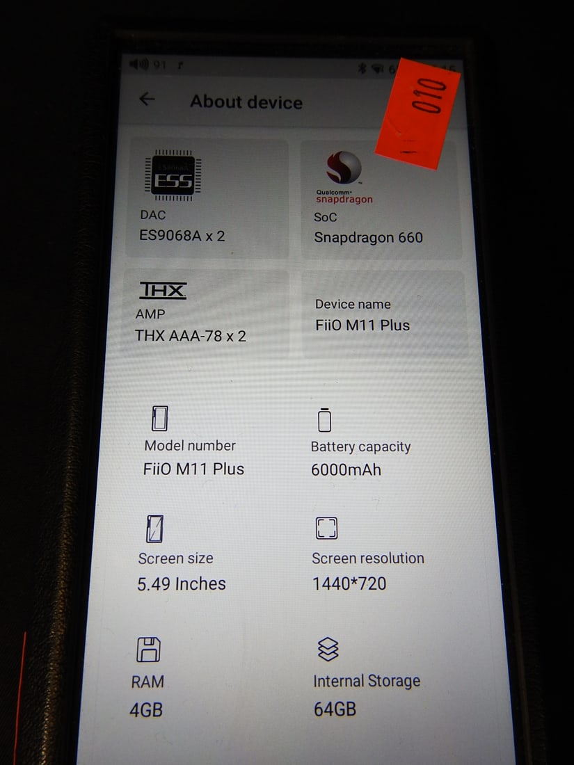 FiiO M11 Plus Hi-Res Digital Audio Player with Case - 7