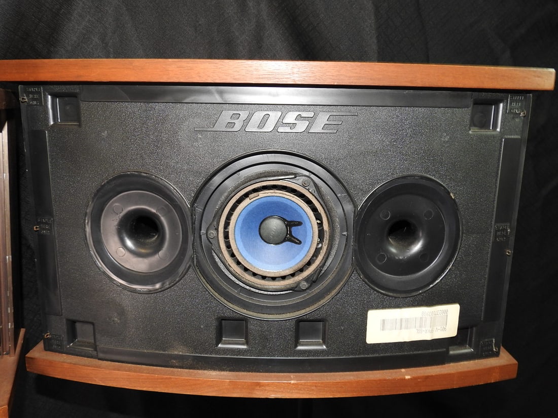 Bose 901 Series V Speakers with Tulip Stands - 13