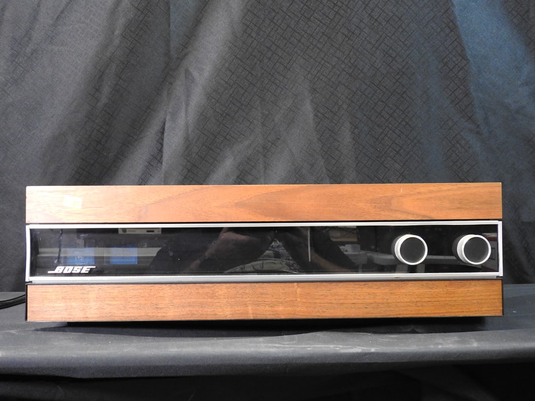 Bose Spatial Receiver for Parts or Repair: Bose Spatial receiver. Tested For parts or repair only. Approx. 6 H x 20.5 W x 17 D in.