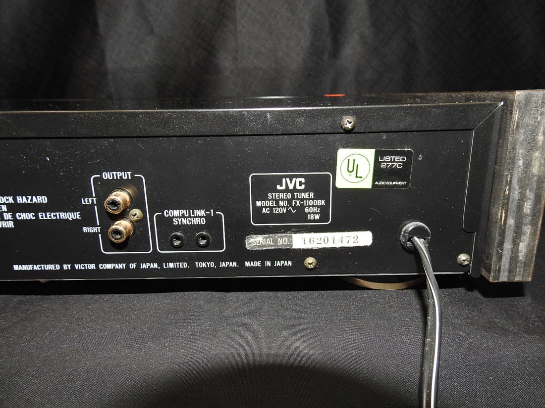 JVC FX-1100 FM/AM Computer-Controlled Tuner - 7