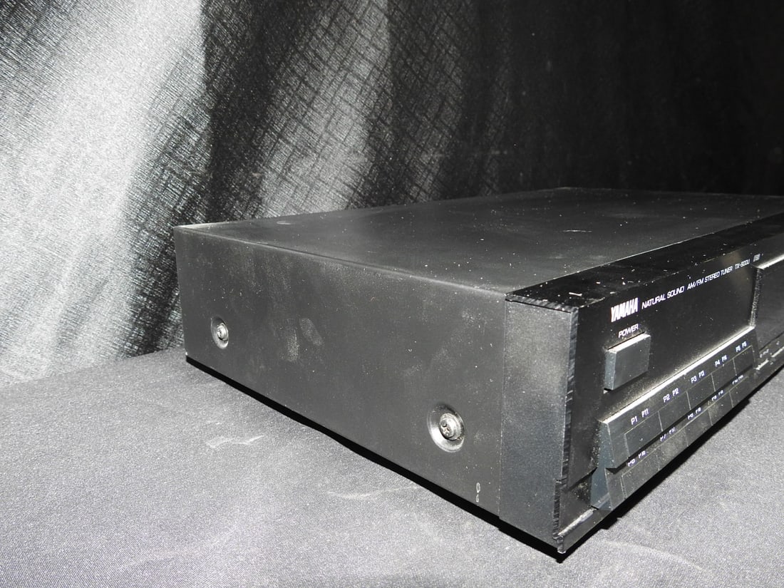 Yamaha TX-U AM/FM Stereo Tuner - 4