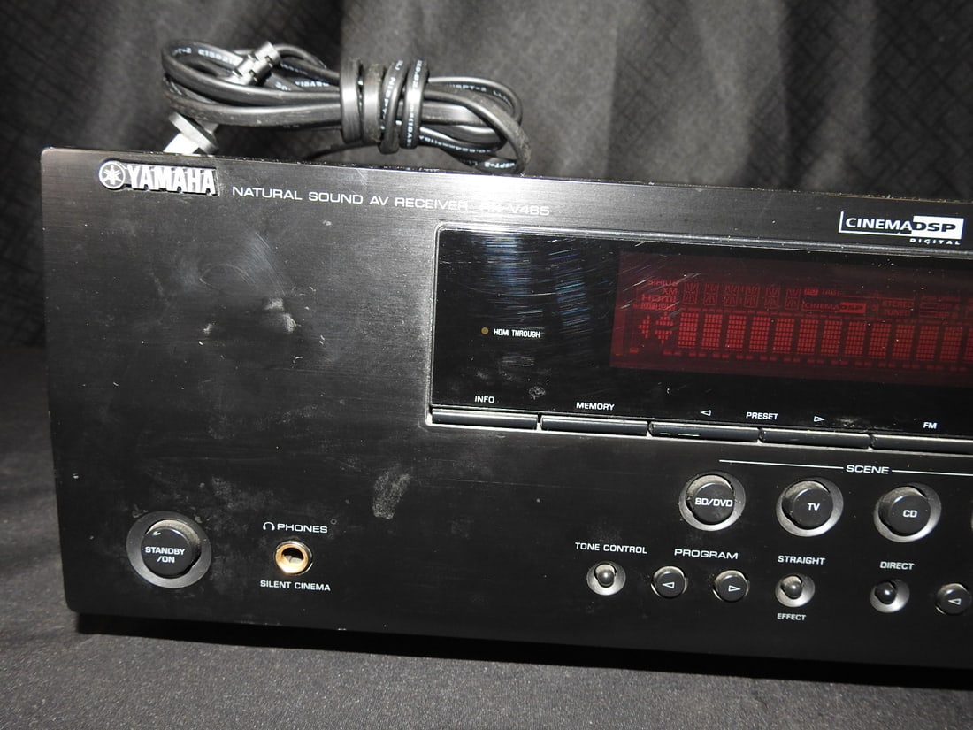 Yamaha RX-V465 AV Receiver - 3