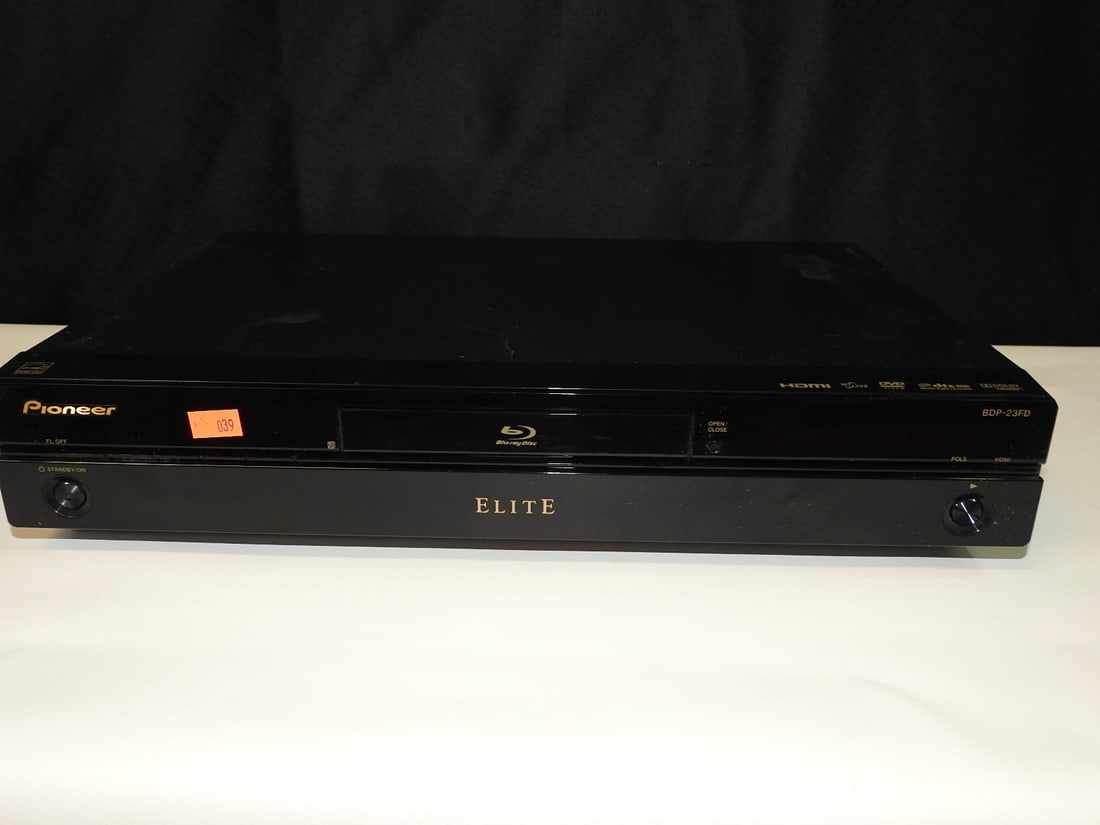 Pioneer Elite BDP-23FD Blu-ray Player (1 of 15)