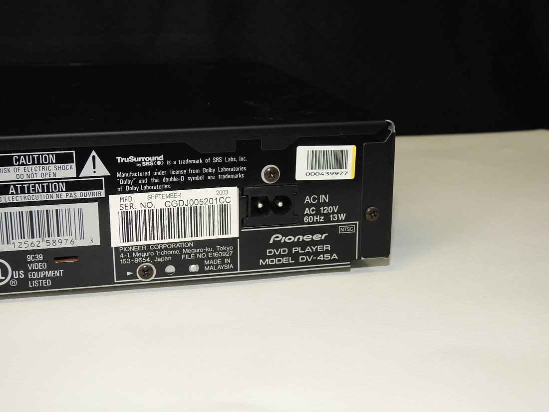 Pioneer DV-45A DVD/SACD Player - 10