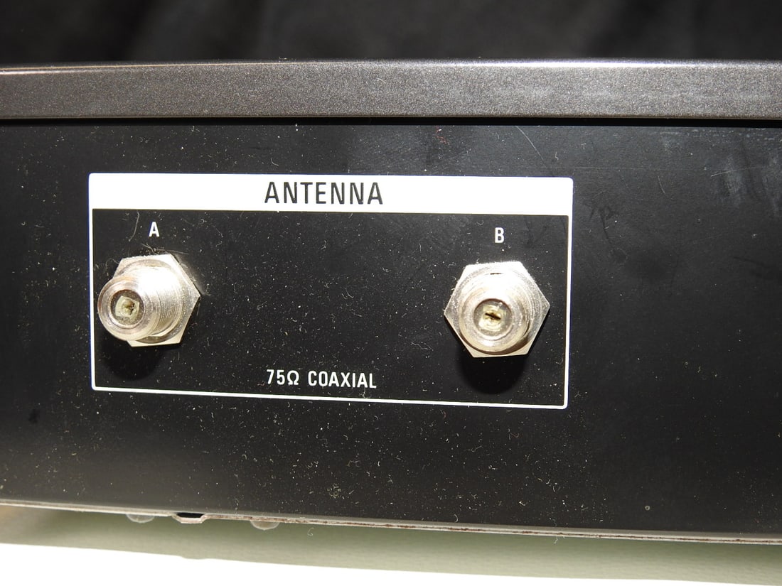 Sony ST-S555ES Direct Comparator Tuner - 9