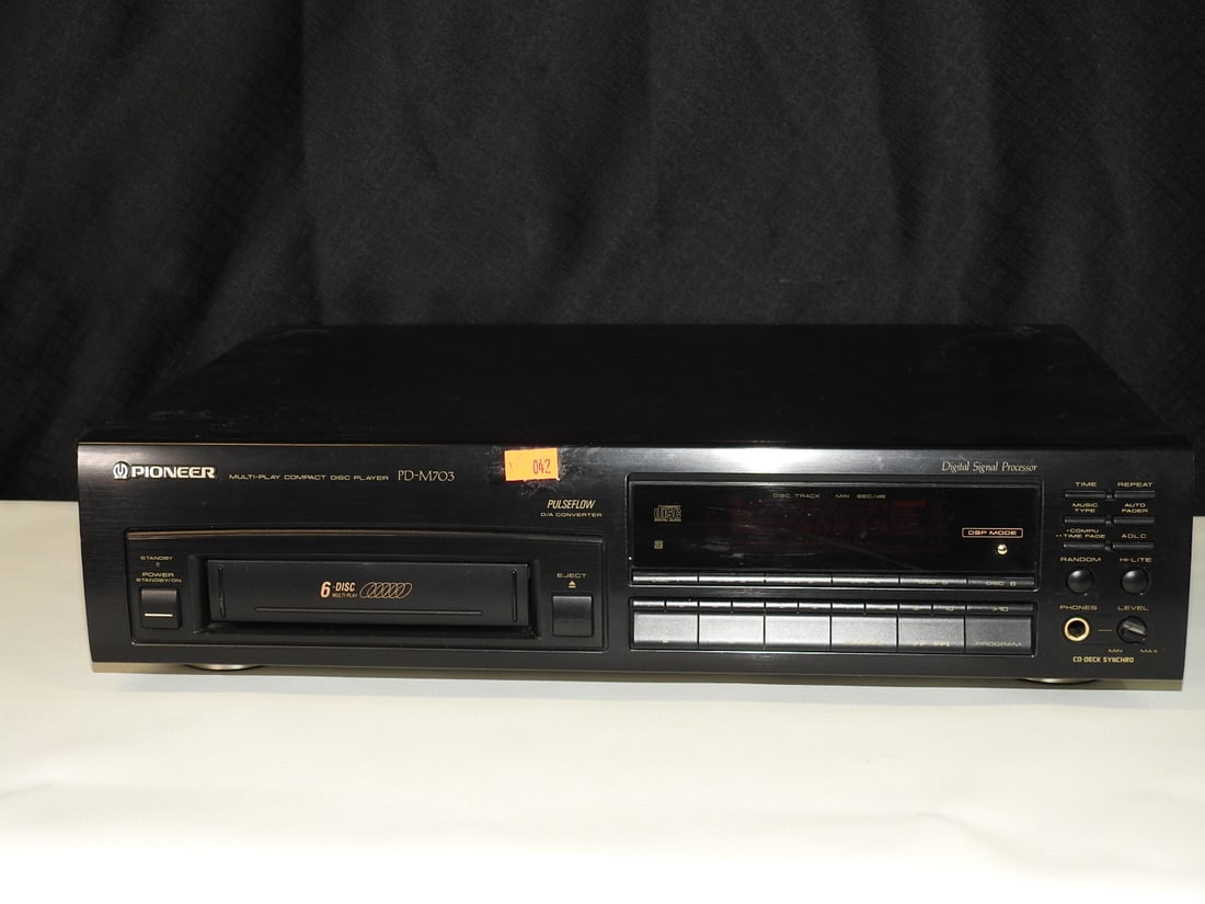 Pioneer PD-M703 Multi-Play Compact Disc Player - 2