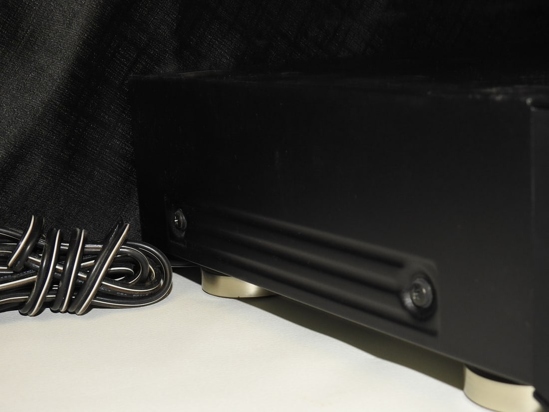 Pioneer PD-M703 Multi-Play Compact Disc Player - 6