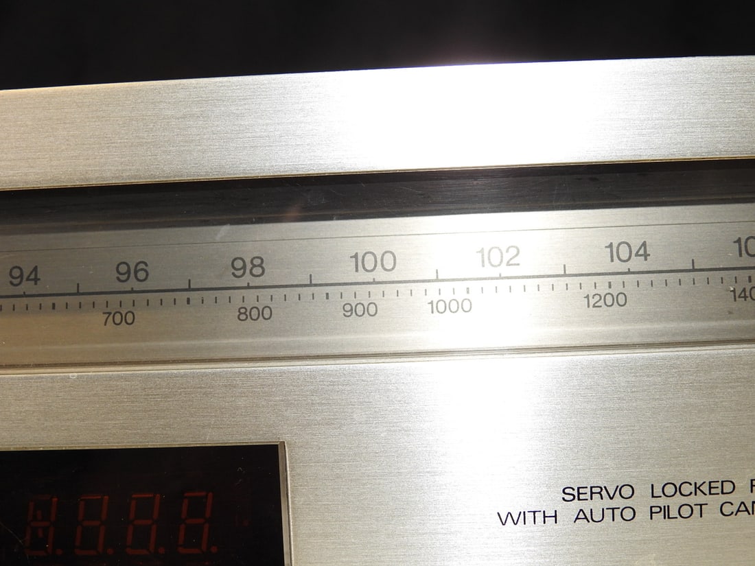 NEC AUT-3300E Authentic Series AM/FM Stereo Tuner - 4