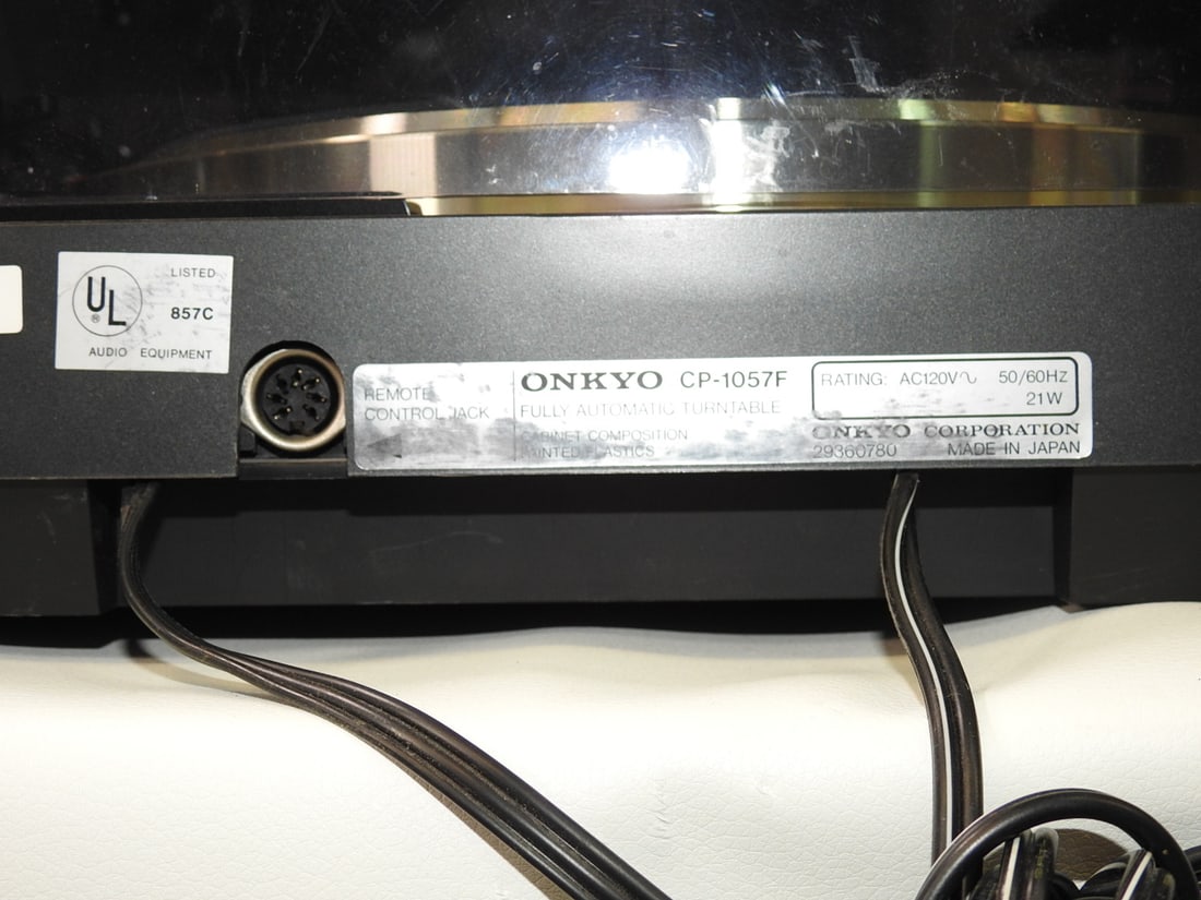 Onkyo Integra CP-1057F Turntable - 10