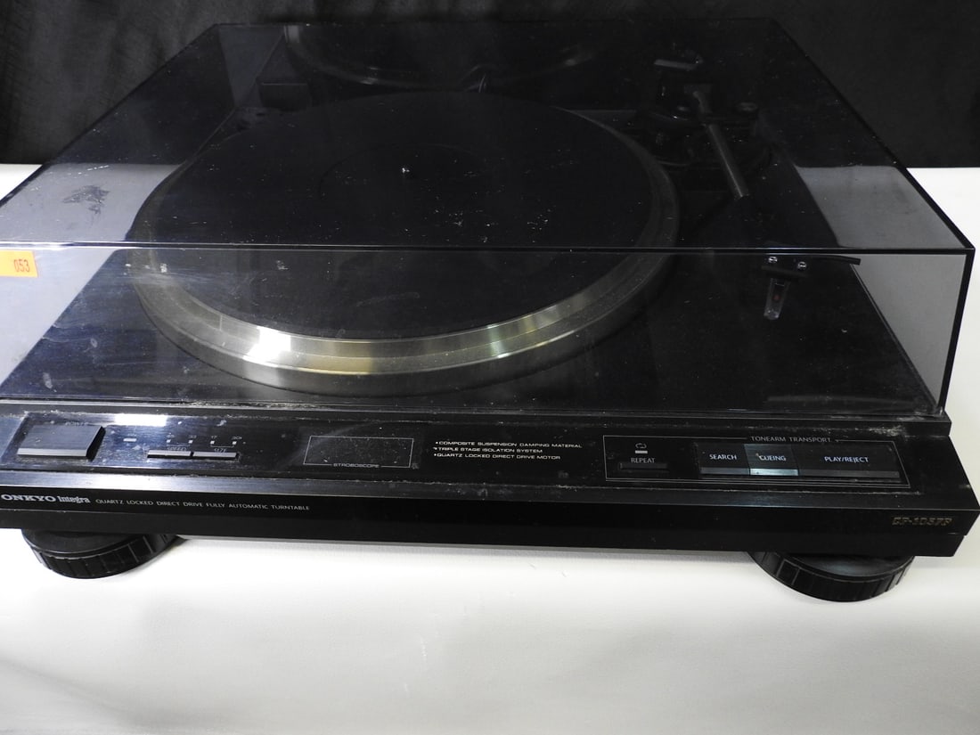 Onkyo Integra CP-1057F Turntable - 4