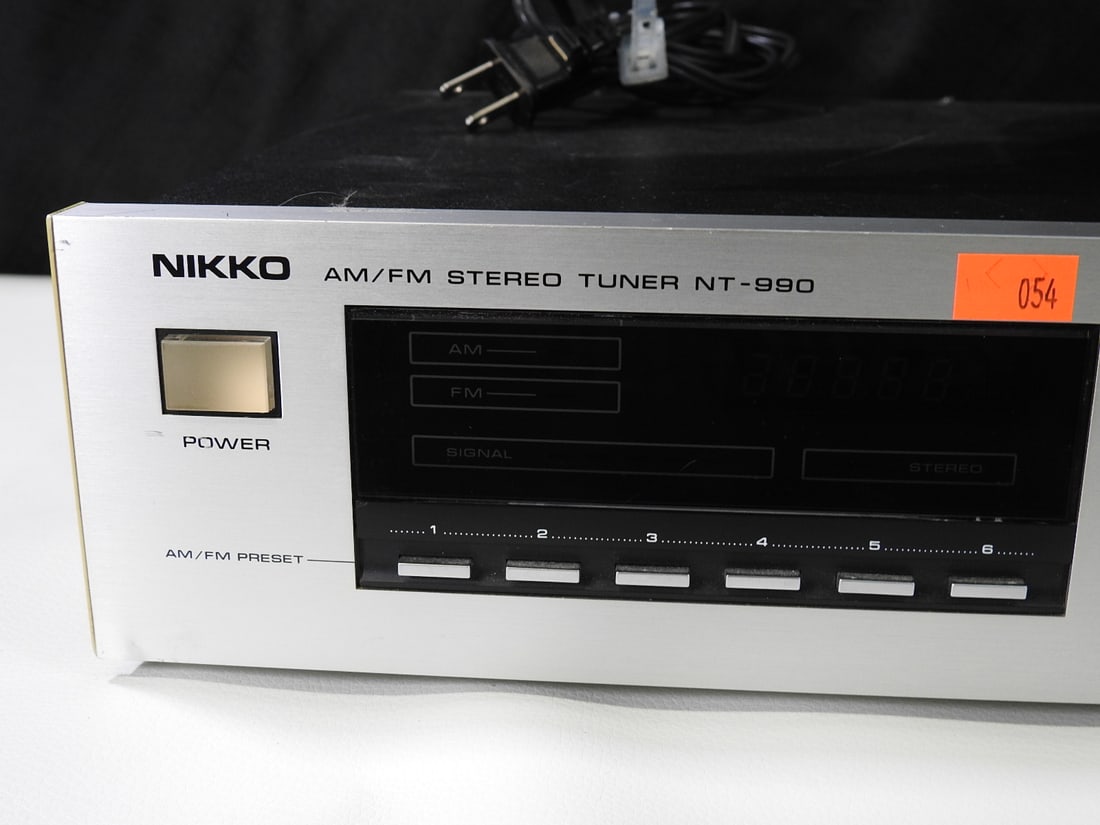 Nikko NT-980 AM/FM Stereo Tuner - 10