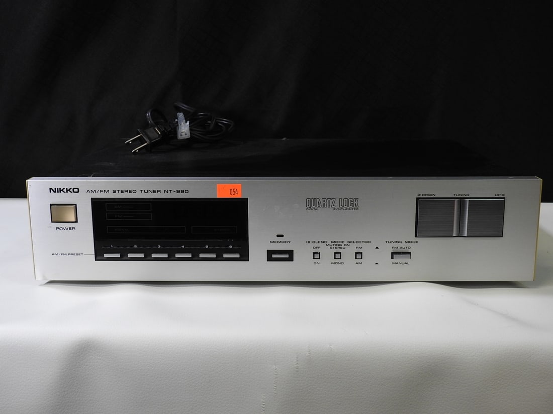 Nikko NT-980 AM/FM Stereo Tuner - 9