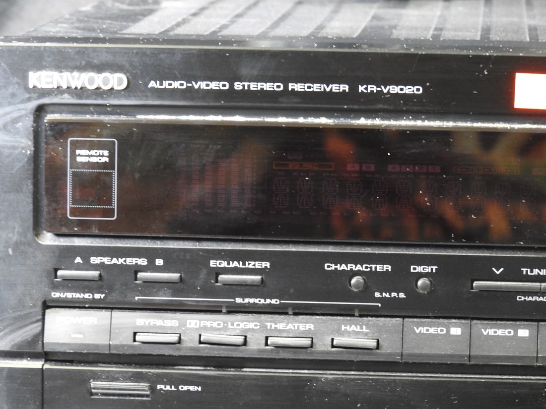 Kenwood KR-V9020 Audio/Video Stereo Receiver - 4