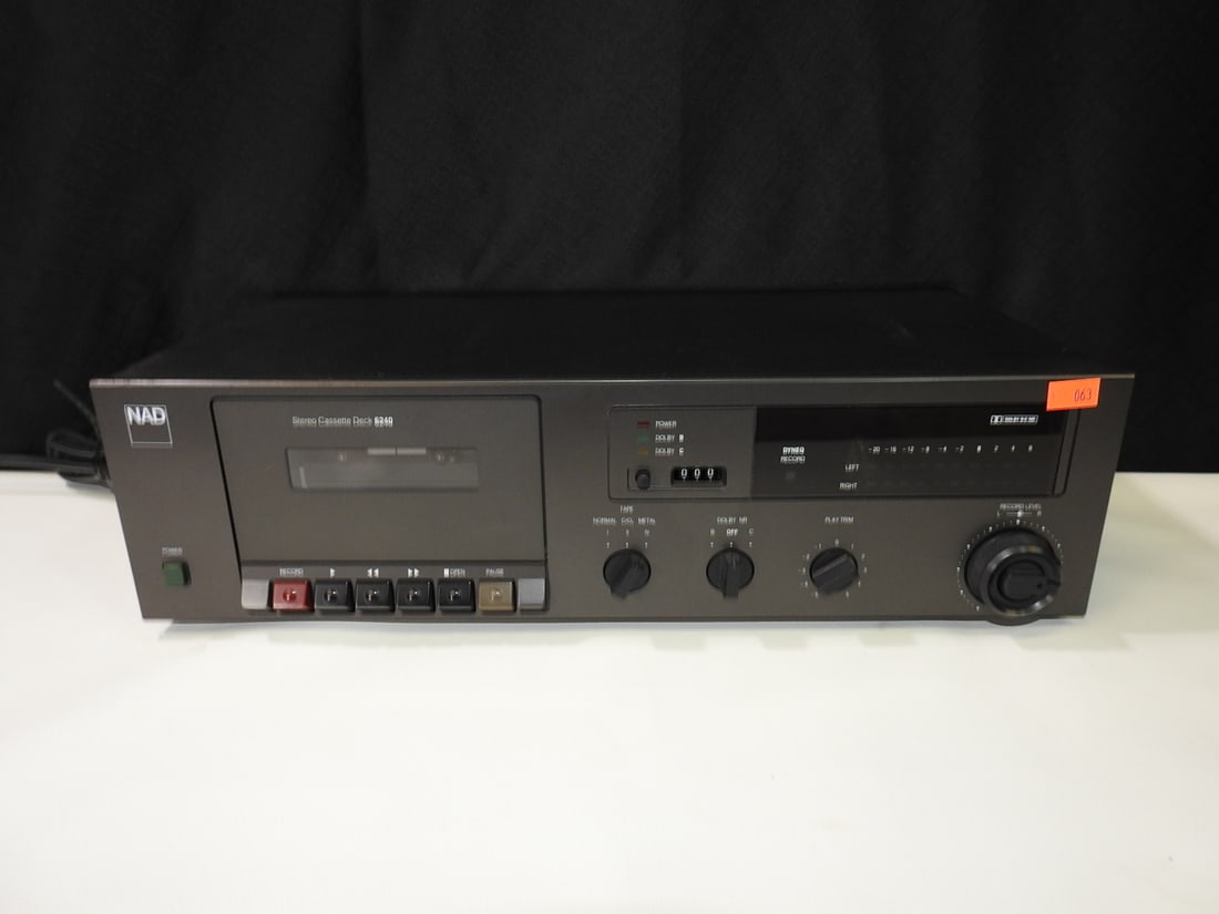 NAD 6240 Stereo Cassette Deck (1 of 10)