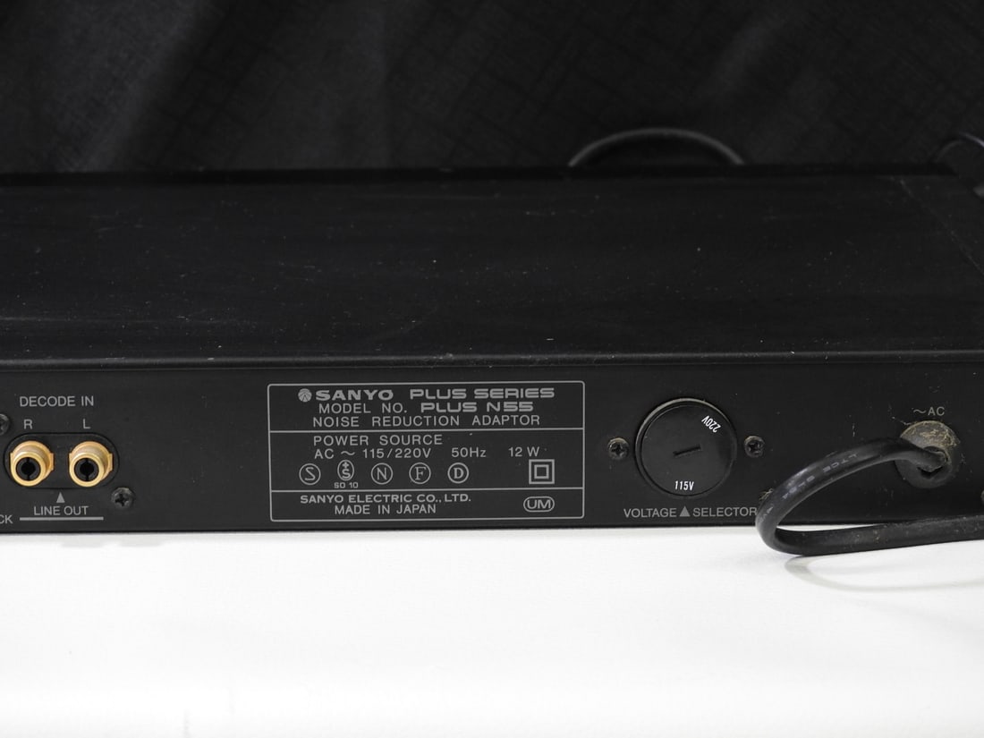 Sanyo Plus N55 Super D Noise Reduction Adaptor - 5