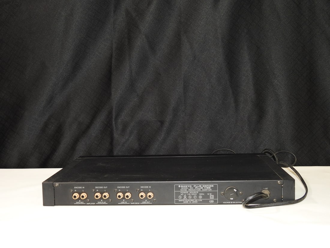 Sanyo Plus N55 Super D Noise Reduction Adaptor - 9